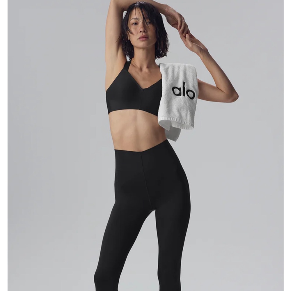Alo Black Super High Waisted Leggings